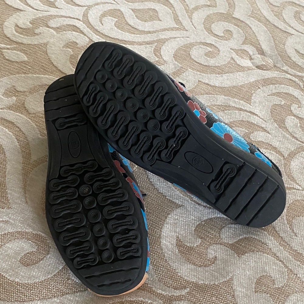 Levi’s Comfort Fit Floral Loafers Black Blue Slip On Shoes EU 39 Casual Cute - Picture 8 of 11